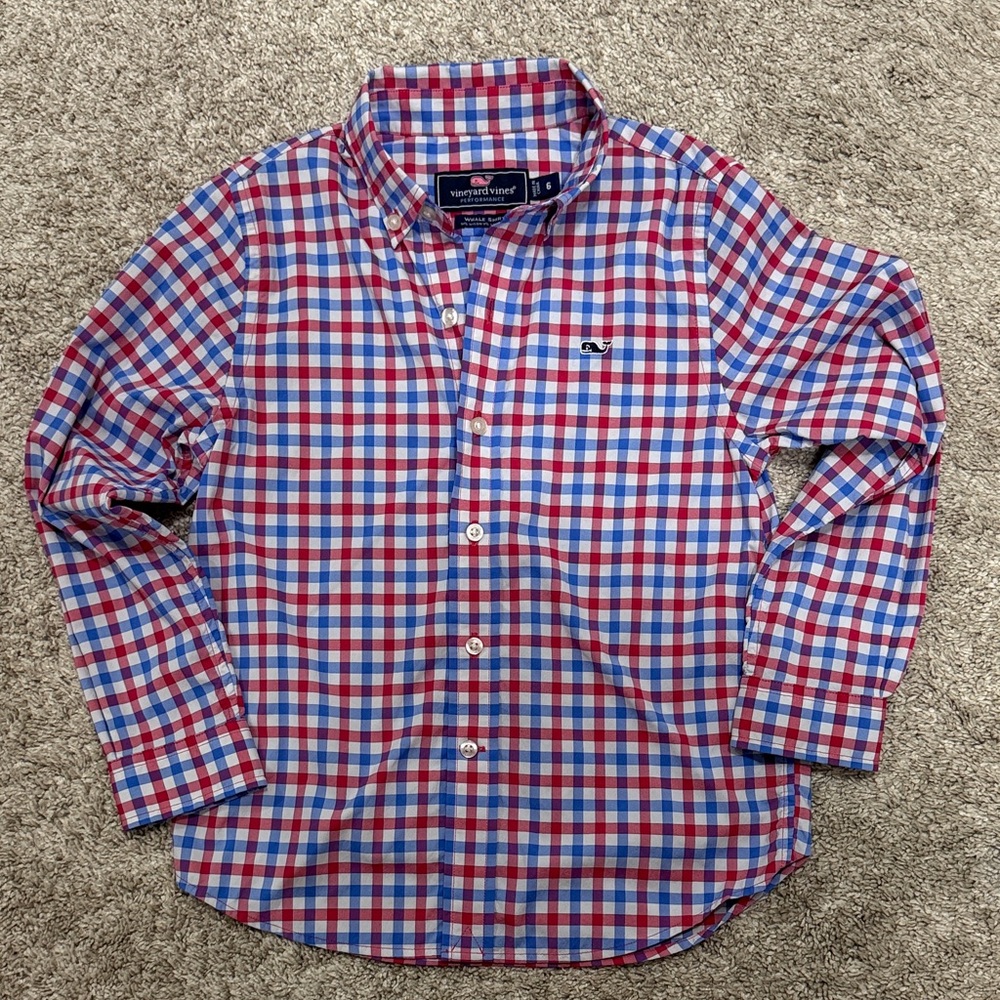 Vineyard Vines Boys Red and Blue Checkered Button down. Size 6